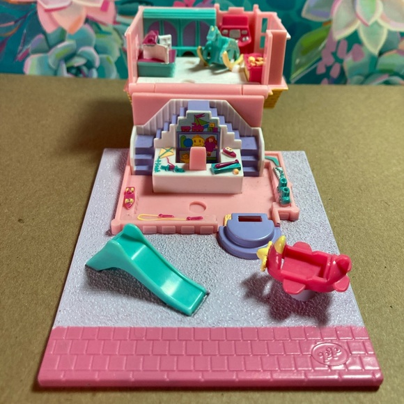 Vintage 1993 | Polly Pocket Toy Shop - Pollyville - Picture 8 of 14